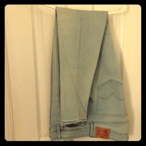 Levi’s 310 Shape Jeans